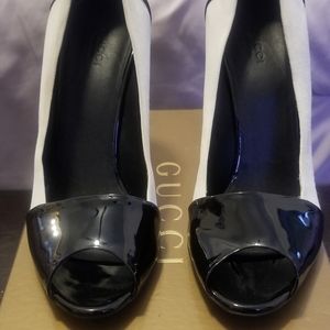 Gucci Sand Pelle Cuoio Black Patent & White Suede